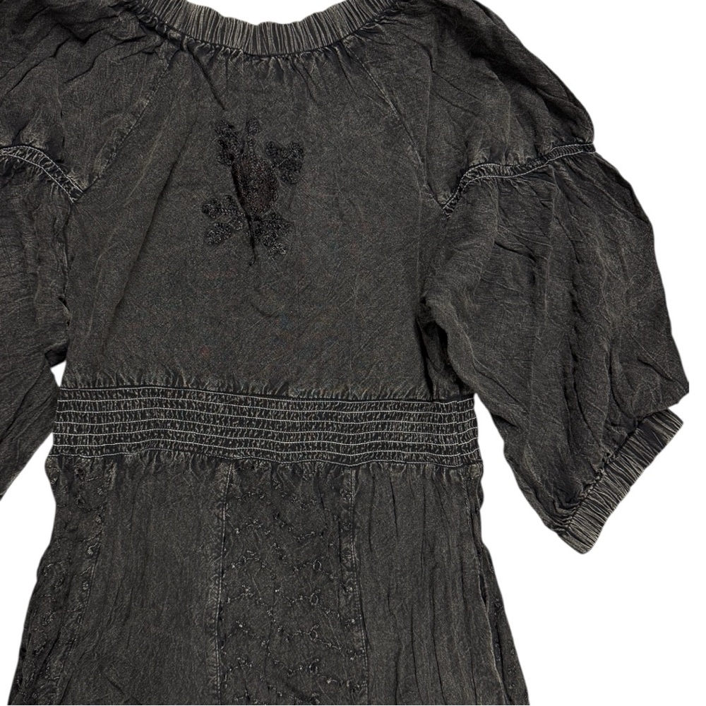 Young Threads Effortless Elegance Sheared & Elastic V-neck Dress - Picture 11 of 12